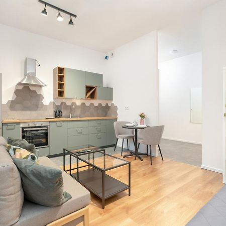 Cozy Studio With Balcony And Free Garage By Noclegi Renters Poznań Buitenkant foto