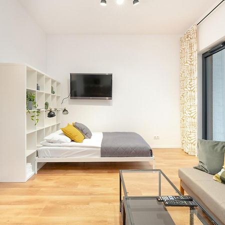 Cozy Studio With Balcony And Free Garage By Noclegi Renters Poznań Buitenkant foto